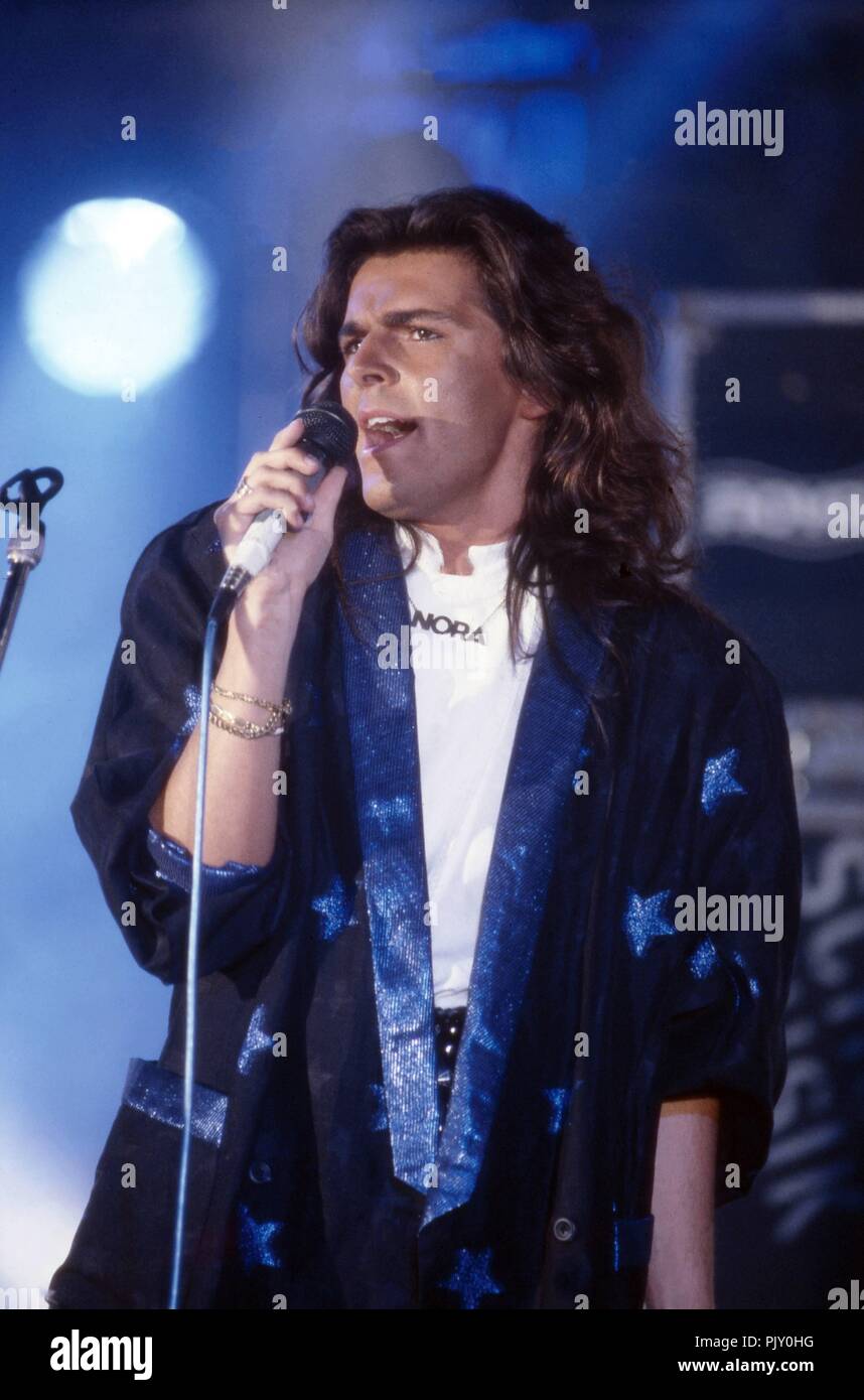 Thomas Anders in 1986 in Hannover / Hanover. | usage worldwide Stock Photo  - Alamy