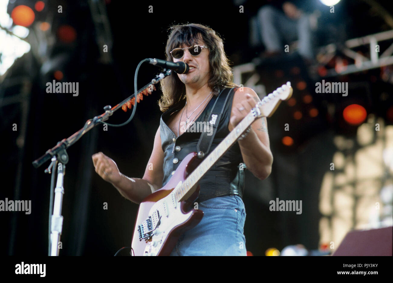 Vintage Carole Holding Signed Hamilton Bermuda Watercolor Print Matted \u0026  Framed, image size:1300x935