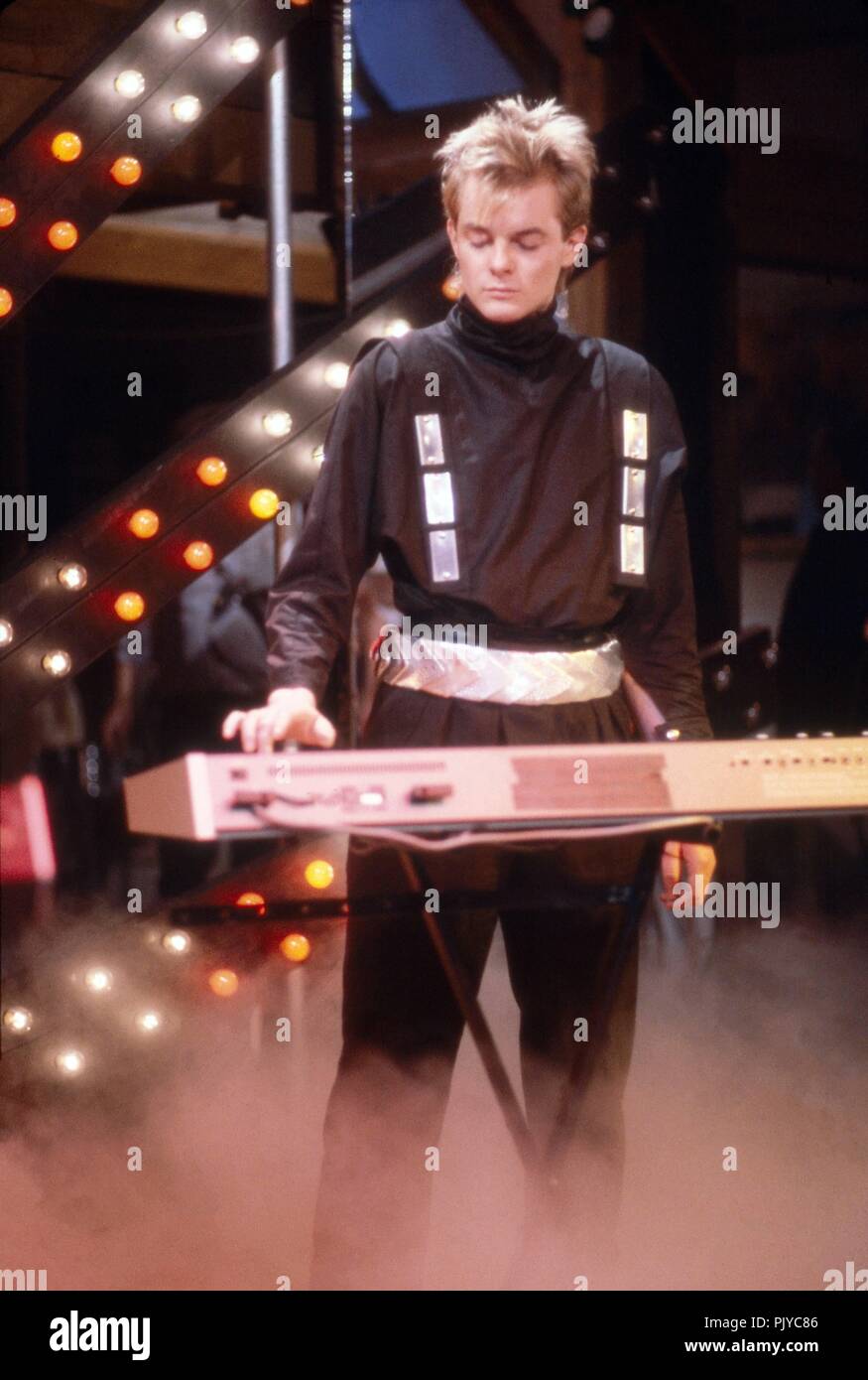 Frank Mertens von "Alphaville", deutsche Synthie Pop Band, bei einem TV