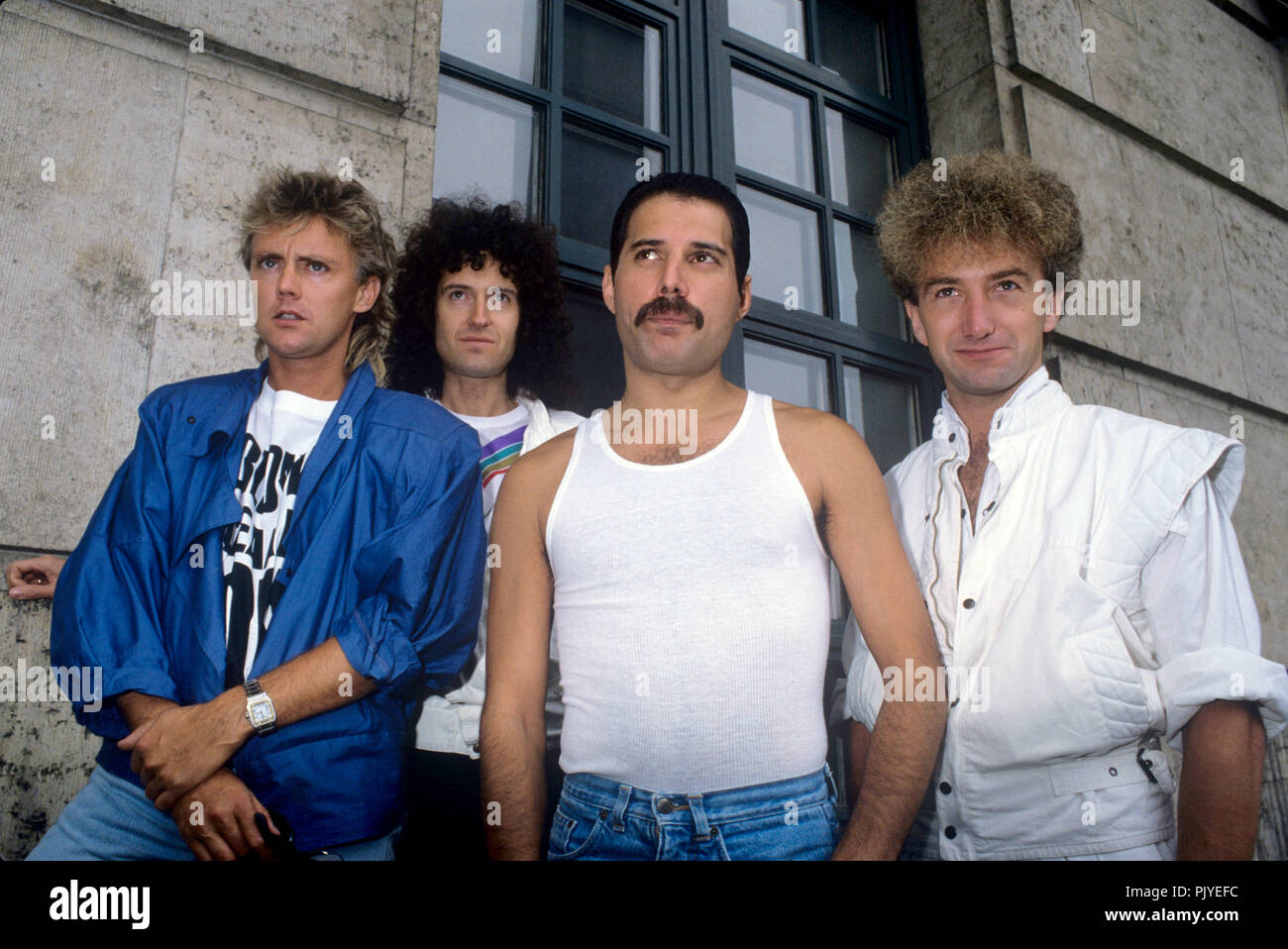 Queen (v.i. Roger Taylor, Brian May, Freddie Mercury, John Deacon) on 13.08.1984 in München/Munich. | usage worldwide Stock Photo