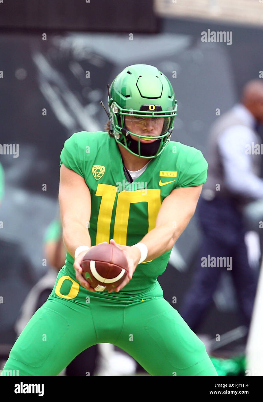 Oregon Ducks Quarterback Justin Herbert Stock Photo - Alamy