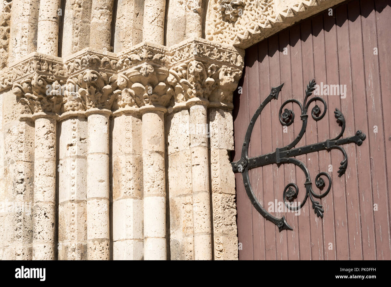 Ornate hinge church door hires stock photography and images Alamy