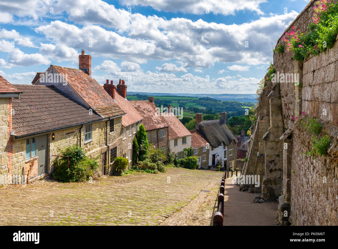 Gold Hill Shaftesbury Dorset UK Stock Photo Alamy