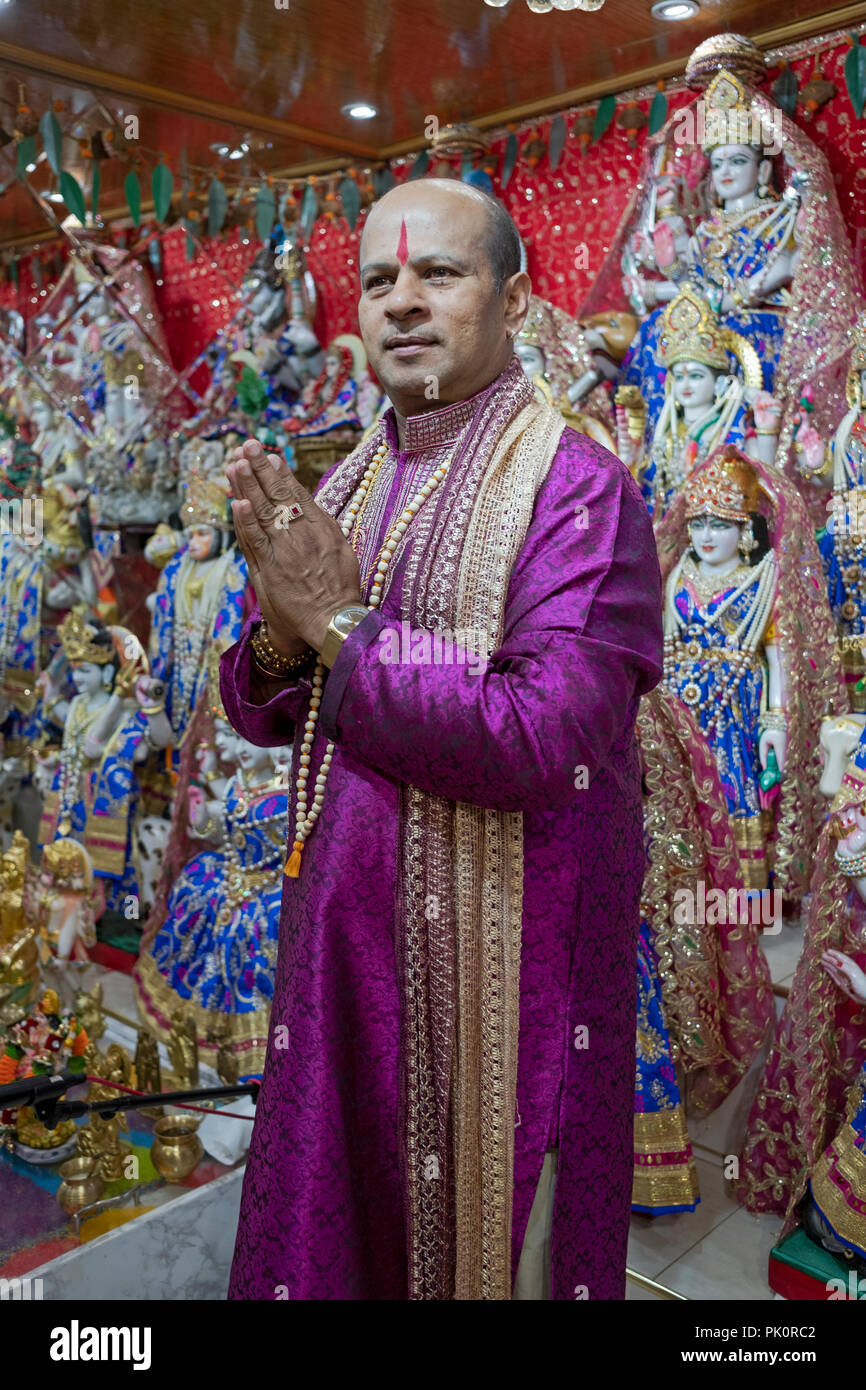 Ganesh temple queens hires stock photography and images Alamy