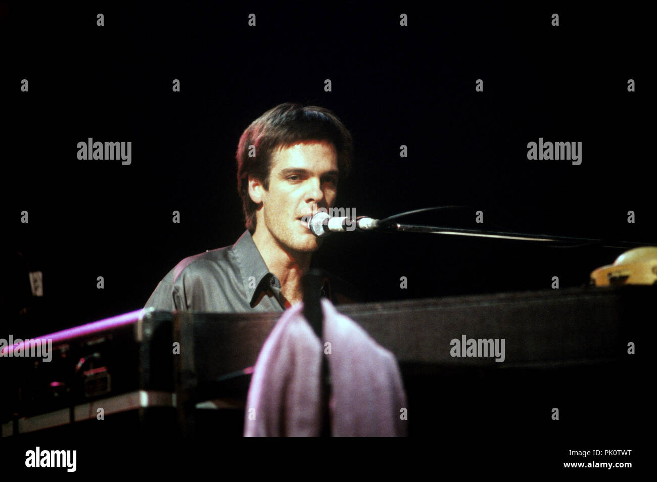 Cold Chisel (Don Walker) on 06.12.1982 in München / Munich. usage worldwide Stock Photo Alamy