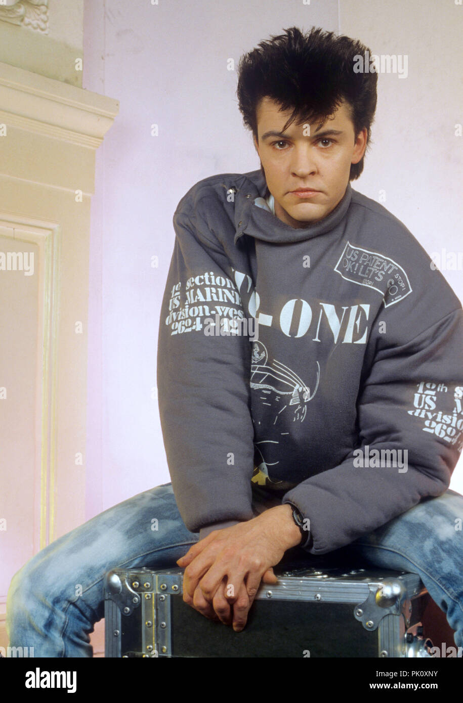 Paul Young in December 1983. usage worldwide Stock Photo Alamy