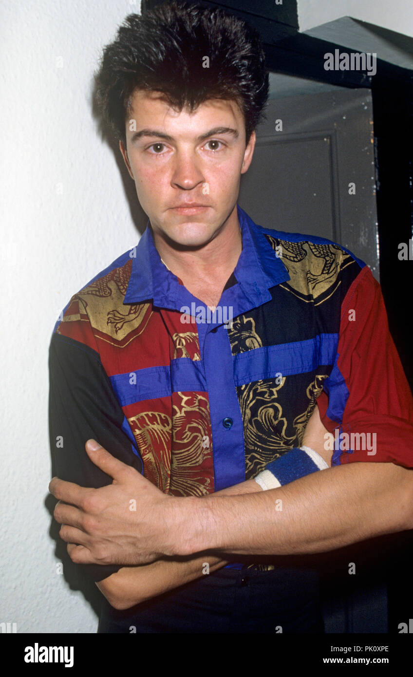 Paul Young in October 1983 in Glasgow. usage worldwide Stock Photo