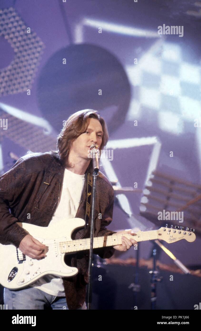 Stephen Winward Steve Winwood, britischer Sänger, bei einem Konzert in Linz, Österreich ...