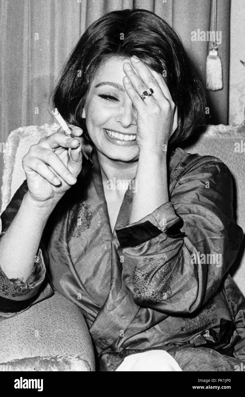 Get Sophie loren Free HD Sophie Loren