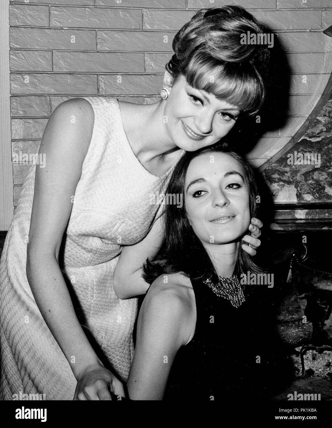 Diona Reasonover foto Lena Hall pics