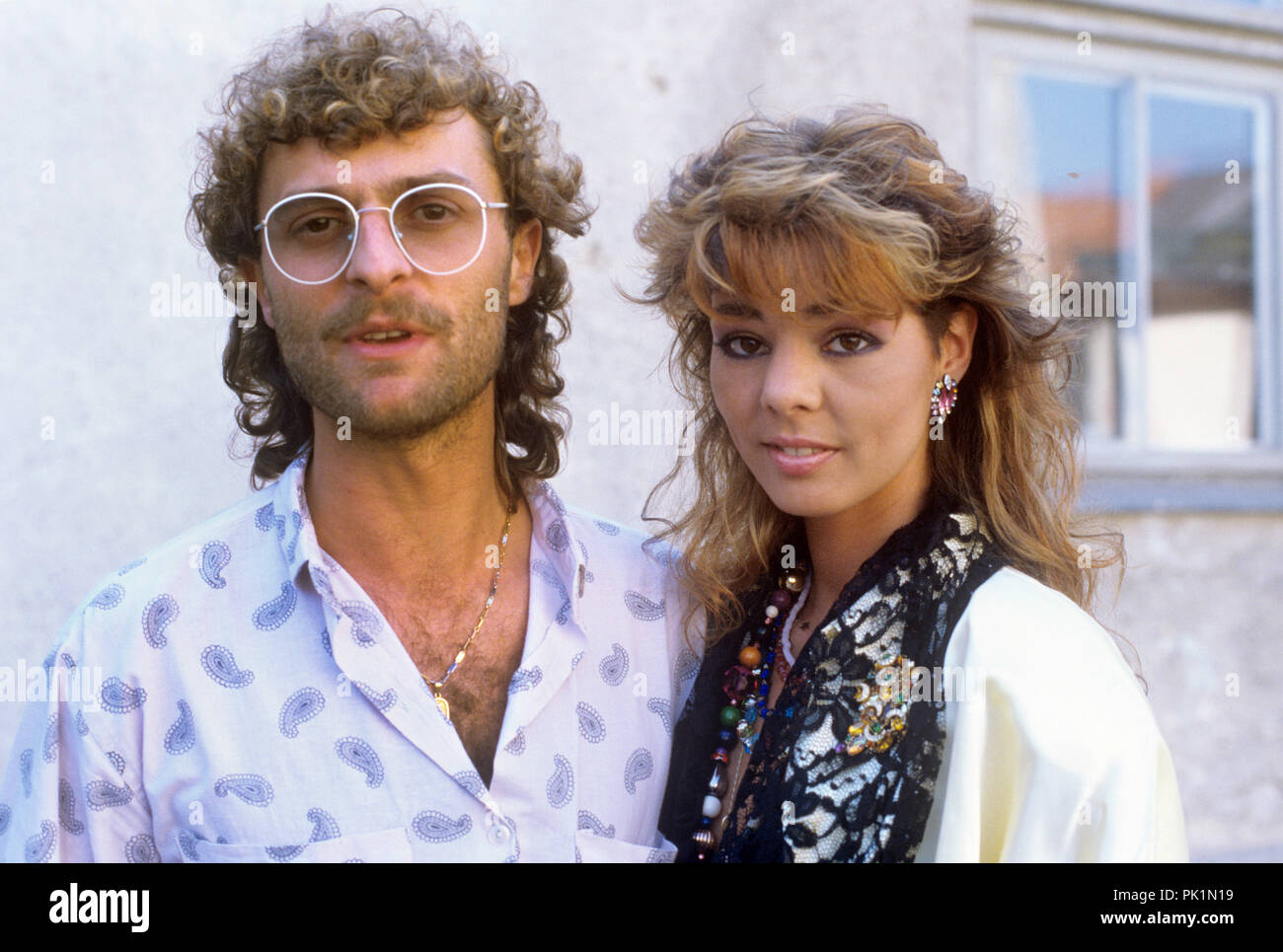 (l-r): Michael Cretu, Sandra Lauer on 06.09.1985 in München / Munich. | usage worldwide Stock Photo