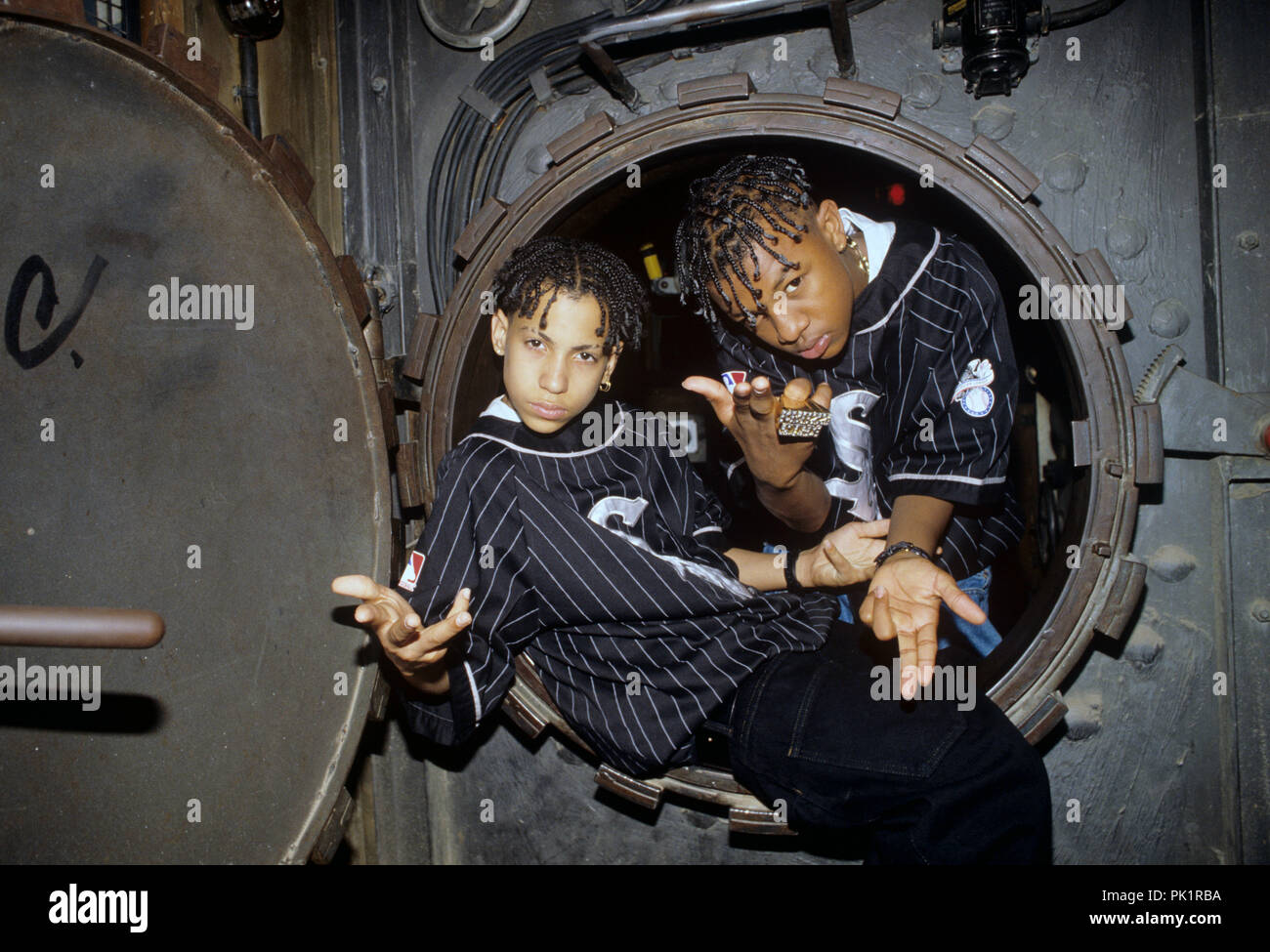 Kris Kross (l-r): Chris 'Daddy Mac' Smith, Chris 'Mac Daddy' Kelly on 29.06.1992 in München / Munich. | usage worldwide Stock Photo