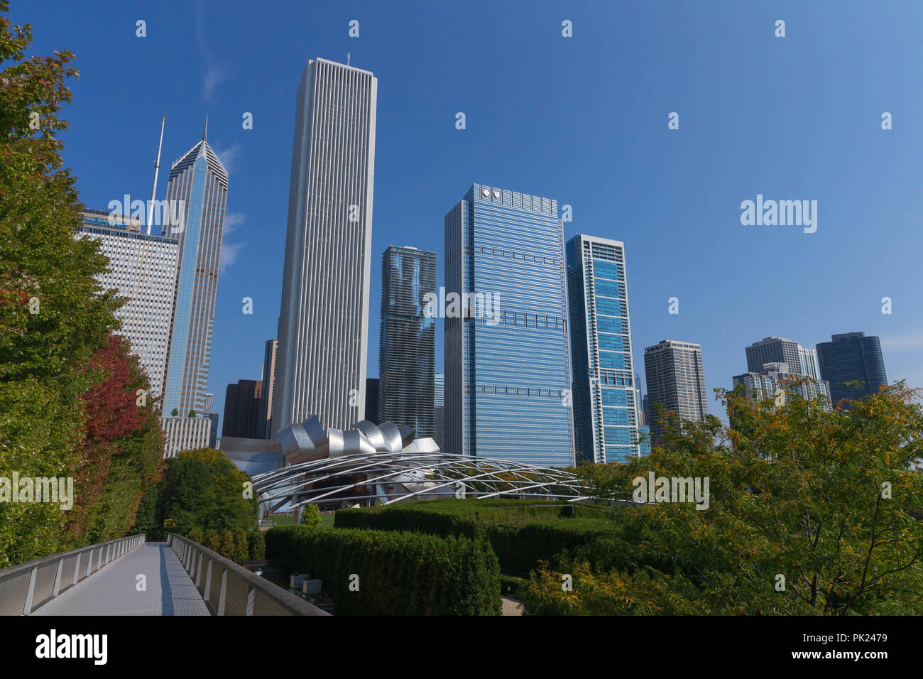 Nichols Bridgeway, Millennium Park, Chicago city center, Illinois, USA Stock Photo