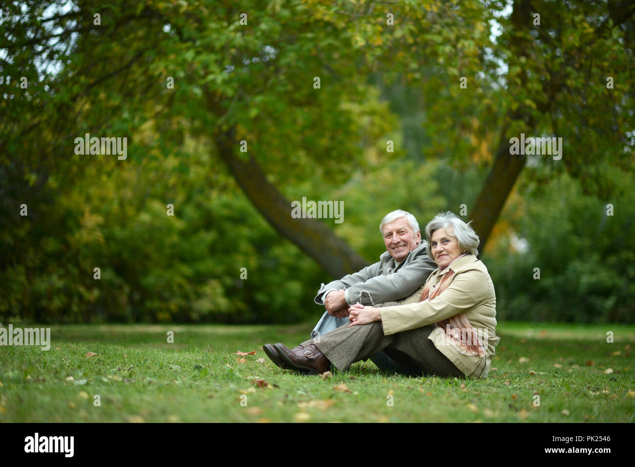 beautiful old couple resting in the park Stock Photo - Alamy
