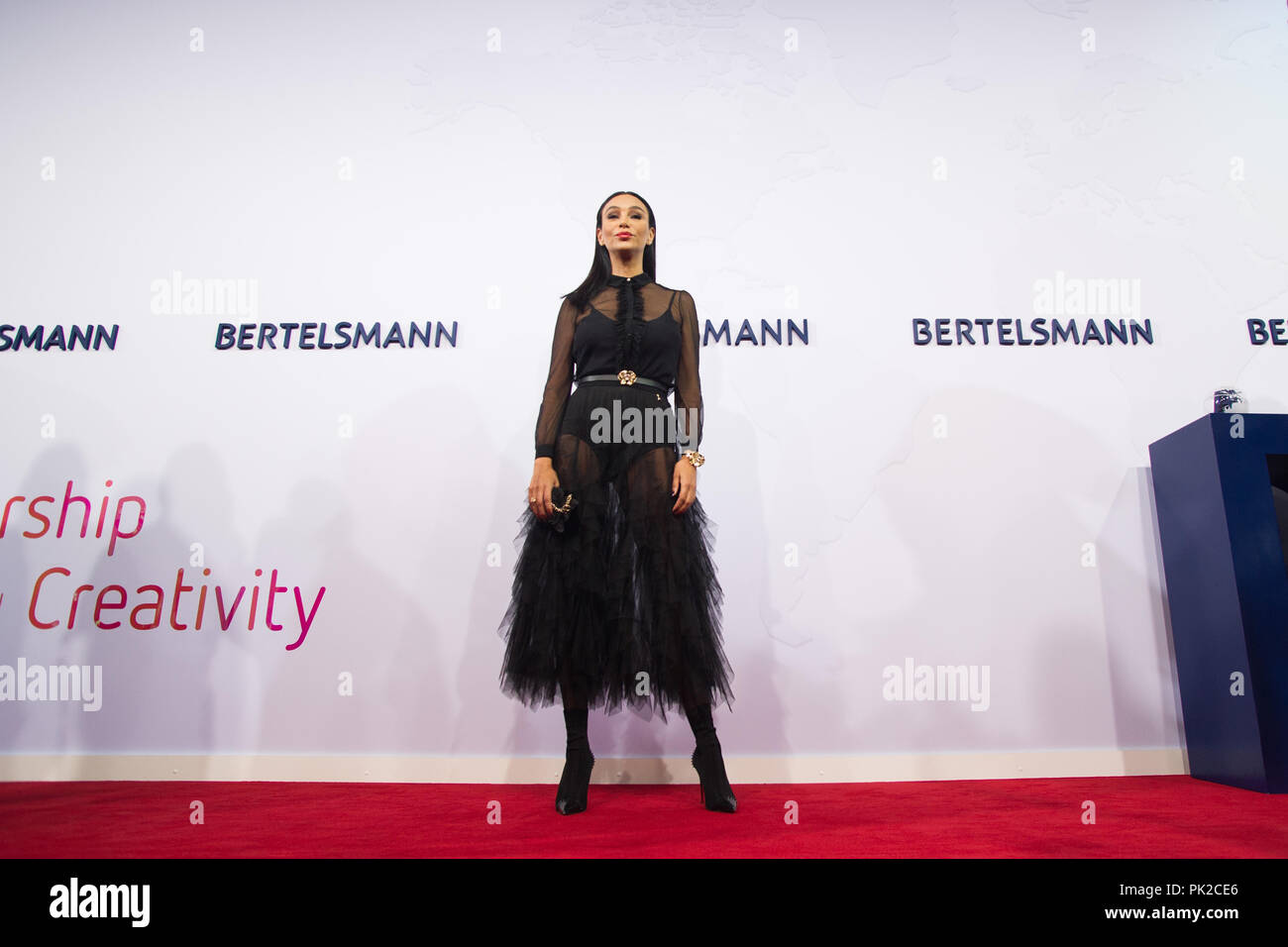 Verona POOTH, presenter, full figure, reception of the guests for the ...