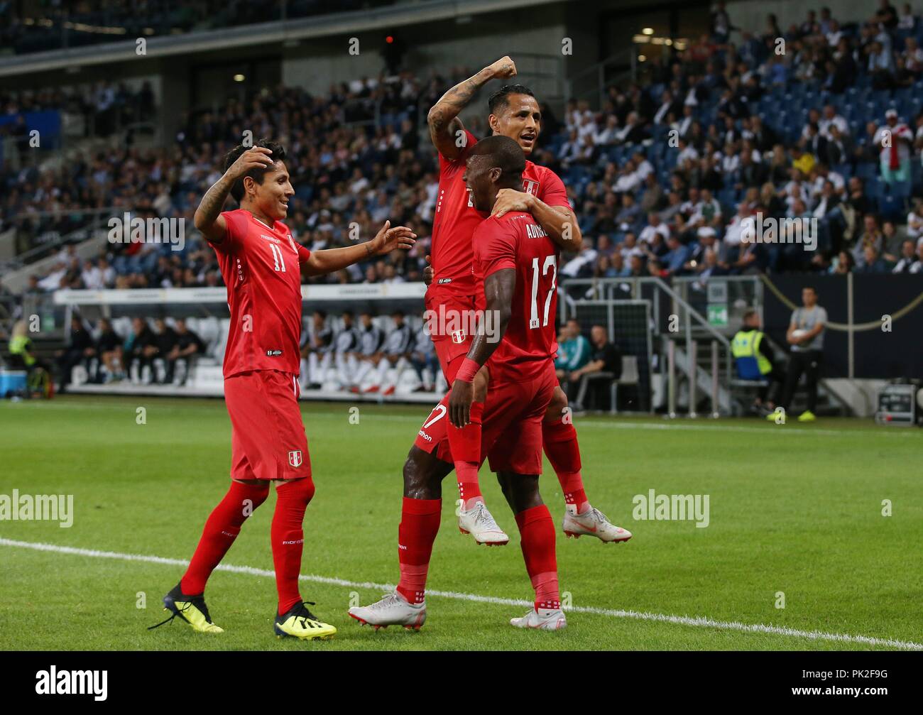 firo: 09.09.2018 football, football, national team, Germany, friendly match, GER, Germany - Peru 2: 1 jubilation Peru with ADVINCULA and RUIDIAZ, links | usage worldwide Stock Photo