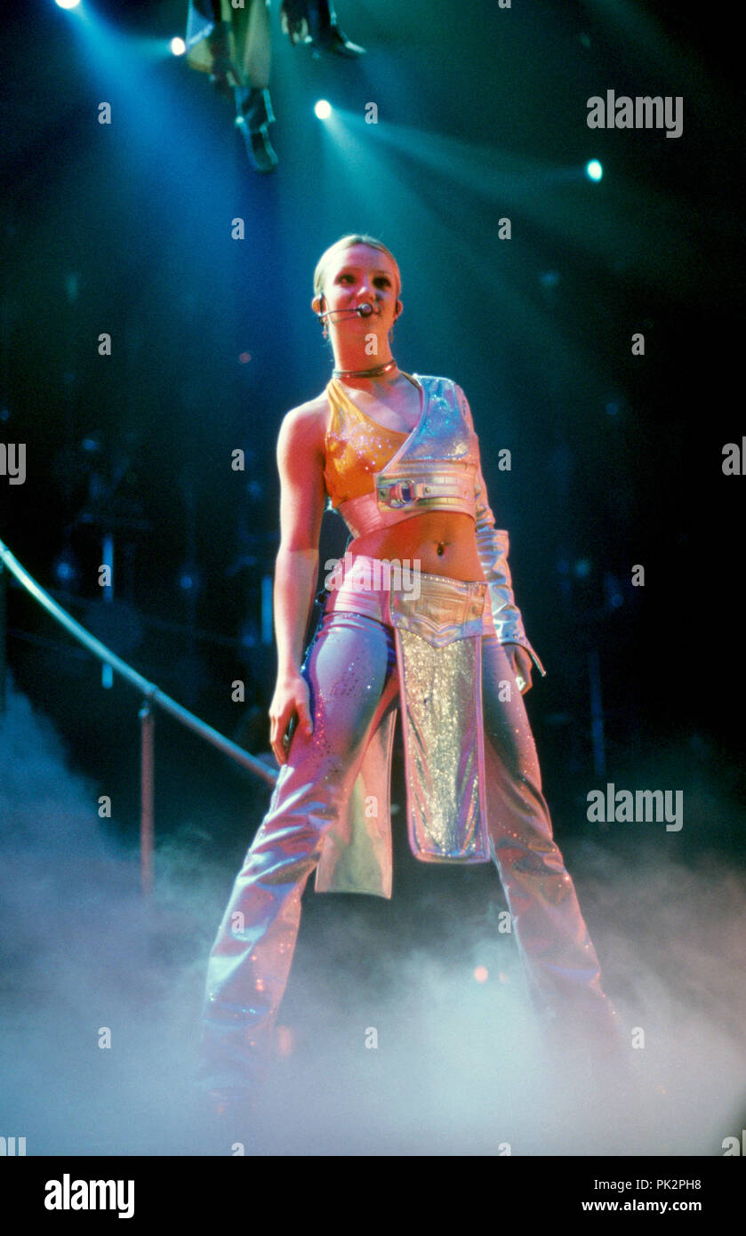 Britney Spears on 19.10.2000 in Dortmund. | usage worldwide Stock Photo