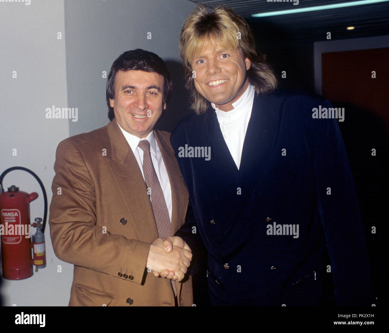 Marcel Avram und Dieter Bohlen on 01.04.1989 in Kiel. | usage worldwide Stock Photo