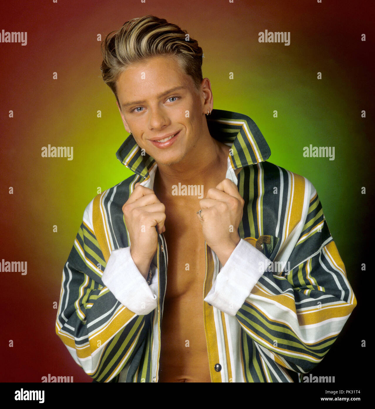 Jeremy jordan hi-res stock photography and images - Alamy