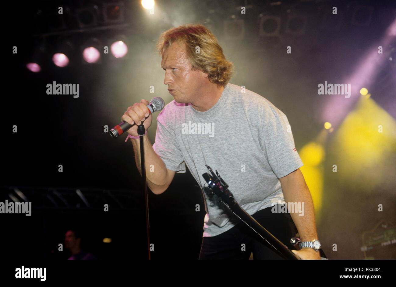 Mark King Level 42 On 01 07 1994 Usage Worldwide Stock Photo Alamy Mark king level 42 on 01 07 1994 usage worldwide stock photo alamy