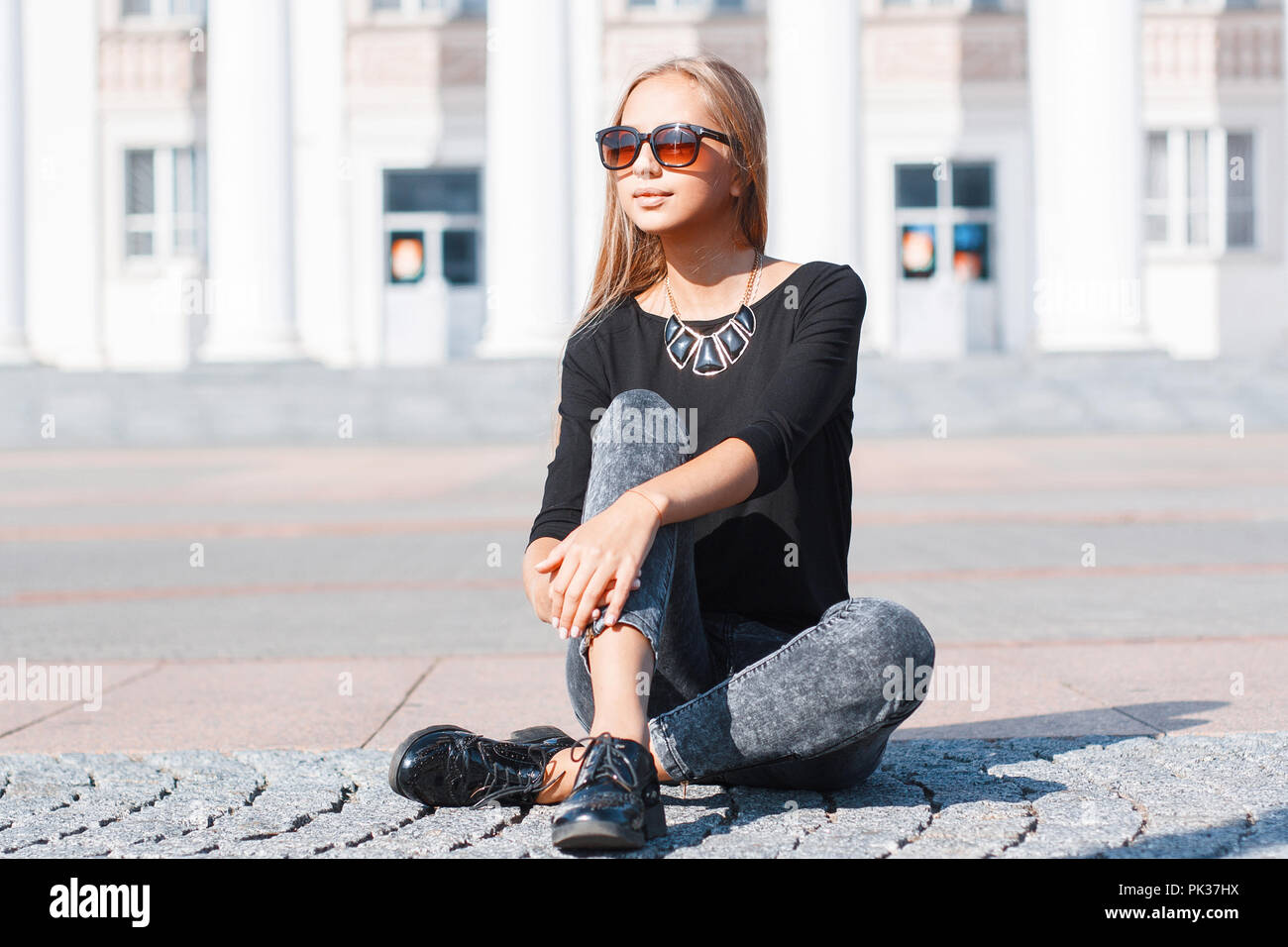 shoes on jeans for girls