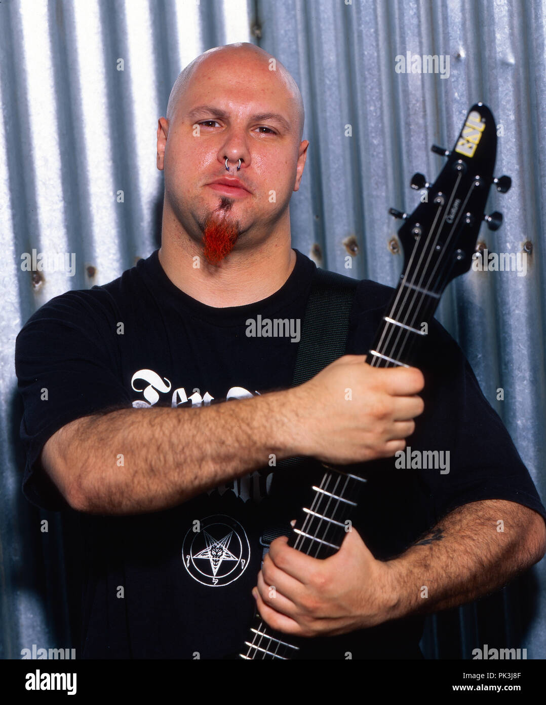 Bassist Tim King von "Soil", amerikanische Alternative Metal Band, in München, Deutschland 2002