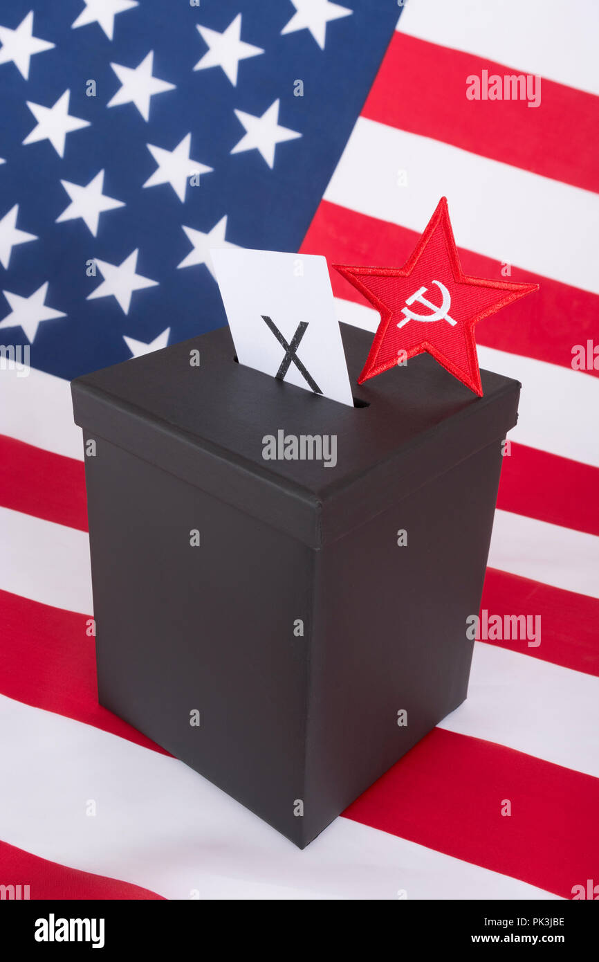 2020 US Presidential Election / Midterm elections America 2022. Red Star /Socialists logo (patch) & ballot box. US Radical Left, American communism. Stock Photo