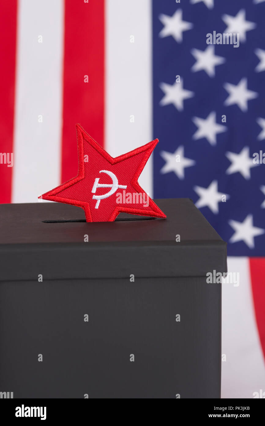 US Presidential Election / Midterm elections 2022. Red Star / Socialists logo (patch) & ballot box. US Radical Left, American marxism & communism. Stock Photo