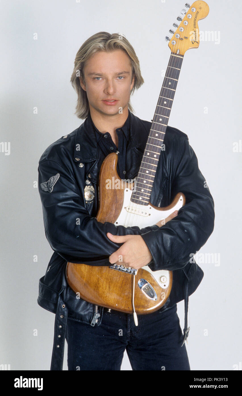 David hallyday hi-res stock photography and images - Alamy