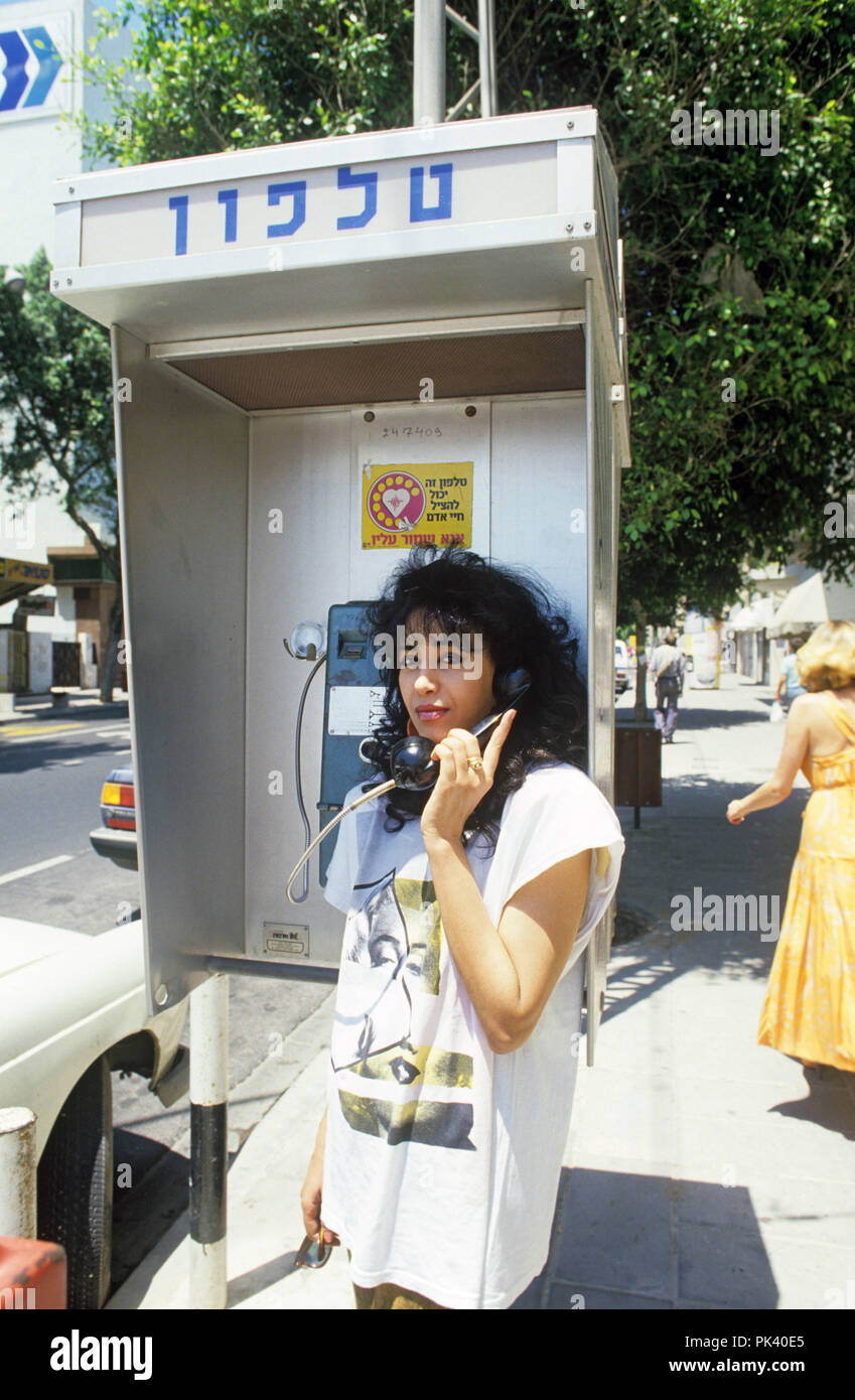 Ofra Haza on 08.06.1988 in Tel Aviv-Jaffa / Tel Aviv-Yafo. | usage worldwide Stock Photo