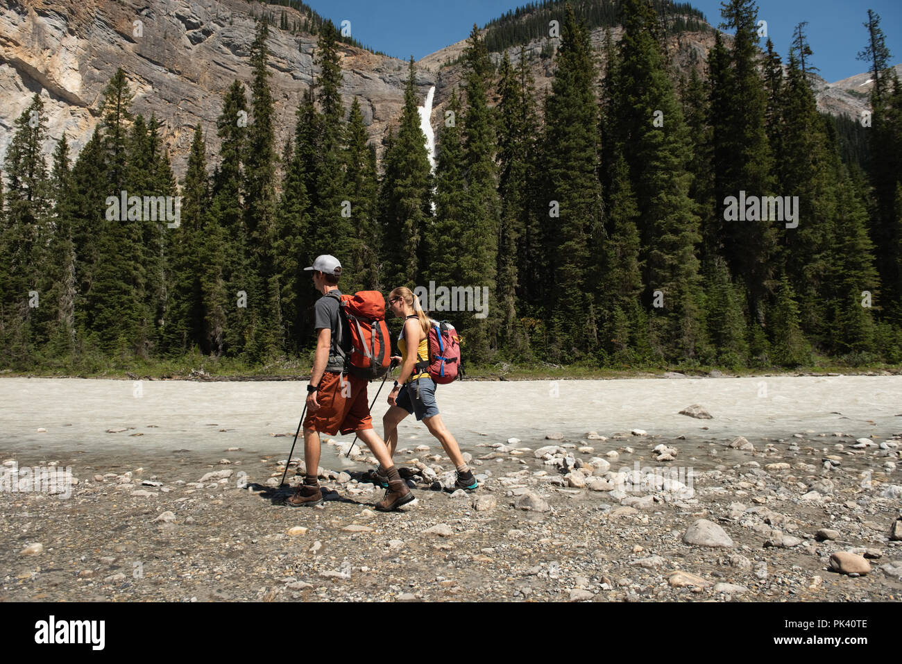 Man woman female couple walking hiking hi-res stock photography and ...