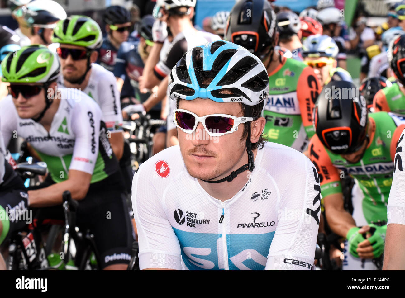 Geraint Thomas of Team Sky at the OVO Energy Tour of Britain cycle race,  Stage 8, London, UK. White Oakley Sunglasses Racing Jacket Prizm Stock  Photo - Alamy