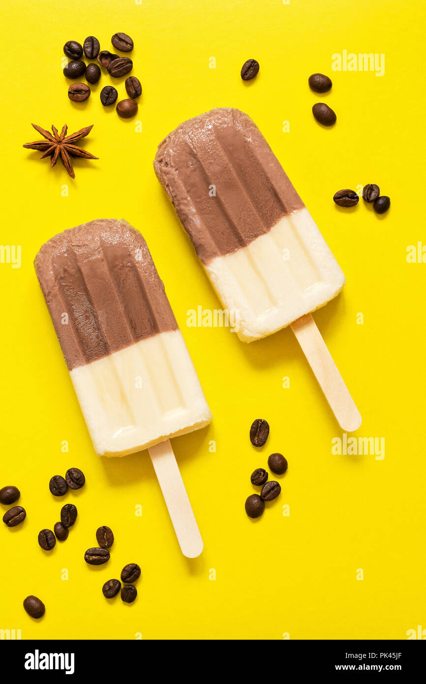 Coffee ice cream lollipop hires stock photography and images Alamy