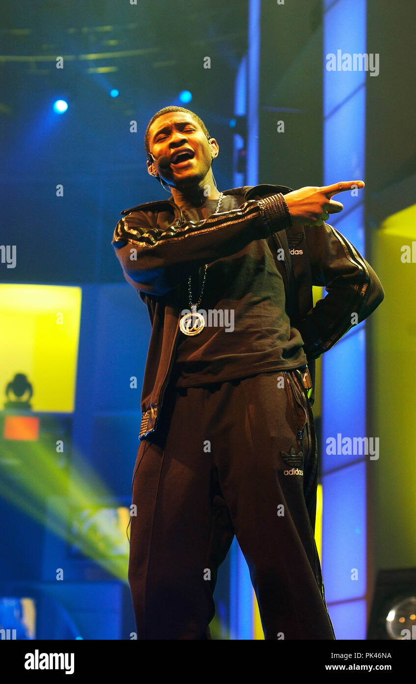 Usher, amerikanischer RnB Sänger und Schauspieler, bei einem Konzert in ...