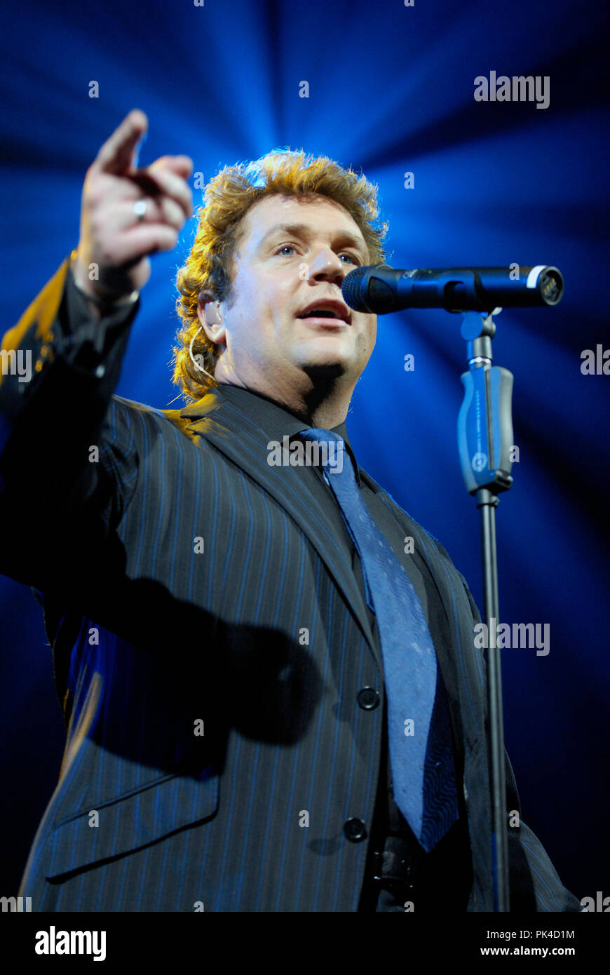Photographer   Michael Ball performing at the Usher Hall Stock Photo