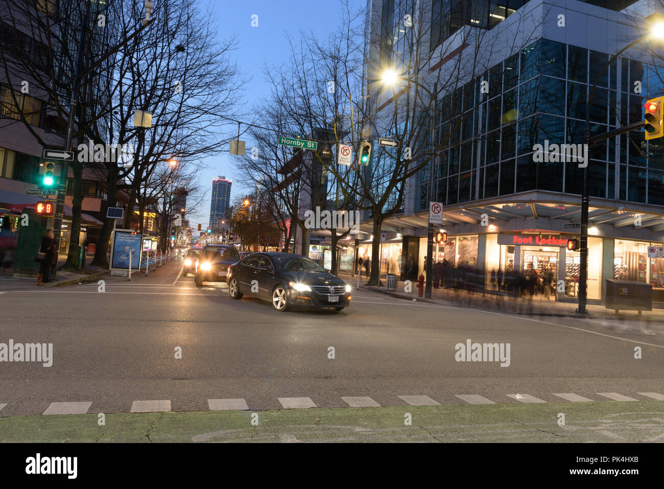 Downtown vancouver and shopping hires stock photography and images Alamy