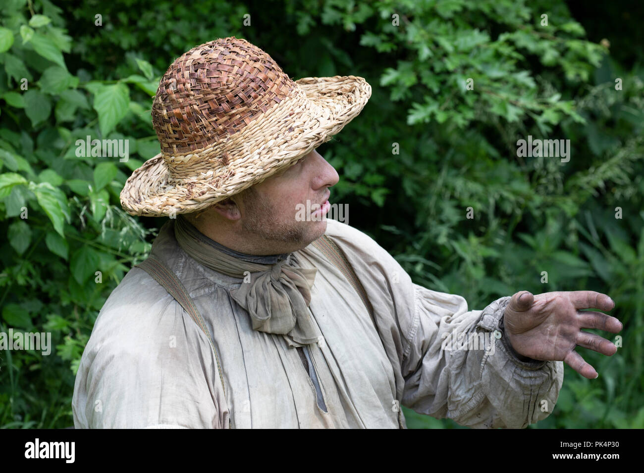 Victorian Working Class - the 'great unwashed'.Costermonger tin smith. Stock Photo