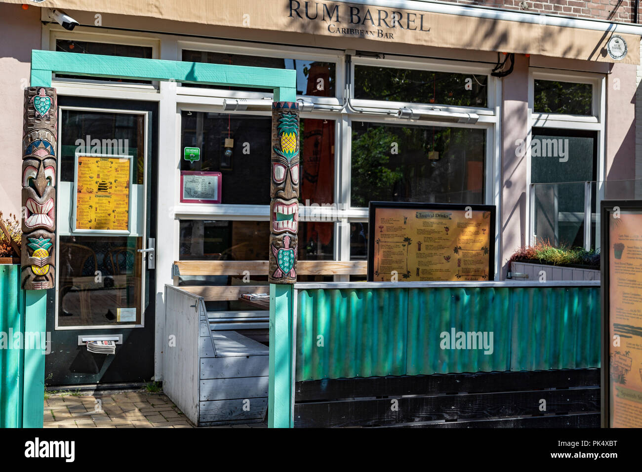 Rum barrel hires stock photography and images Alamy