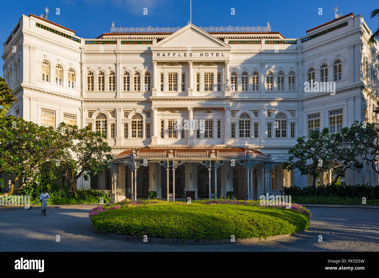 Singapore Raffles Hotel is a colonial-style hotel built by Armenian hoteliers, the Sarkies Brothers, in 1887. Stock Photo