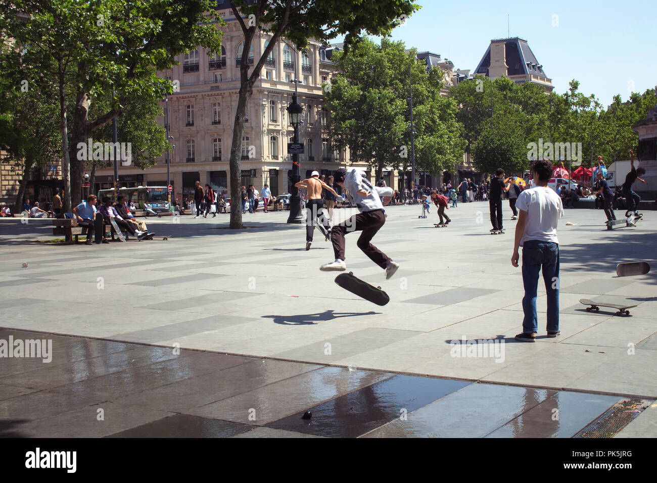 Skateboarding at place de la république paris hi-res stock photography and  images - Alamy