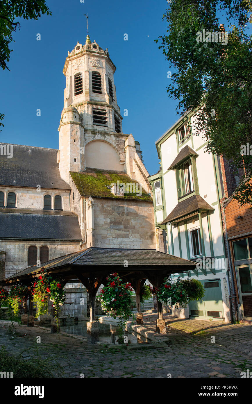 Eglise Saint-Leonard (St. Leonard's Church), with a flamboyant Gothic style façade in Honfleur. Stock Photo