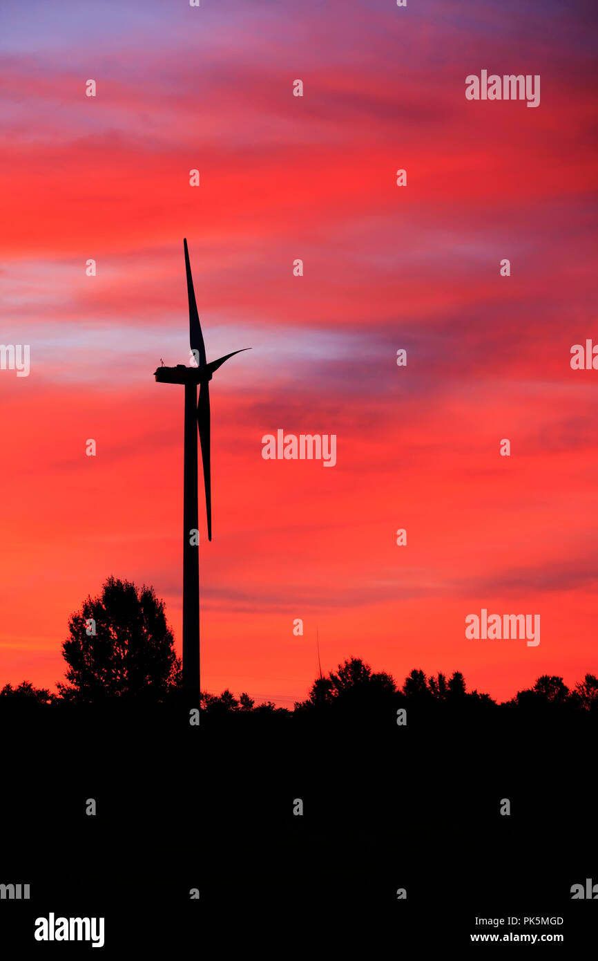 In the evening, the silhouette of wind turbines Stock Photo - Alamy
