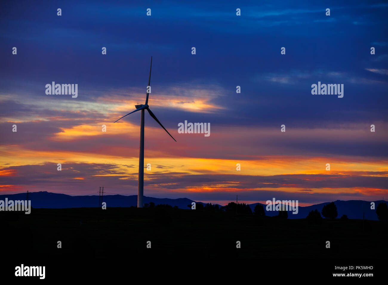 In the evening, the silhouette of wind turbines Stock Photo - Alamy
