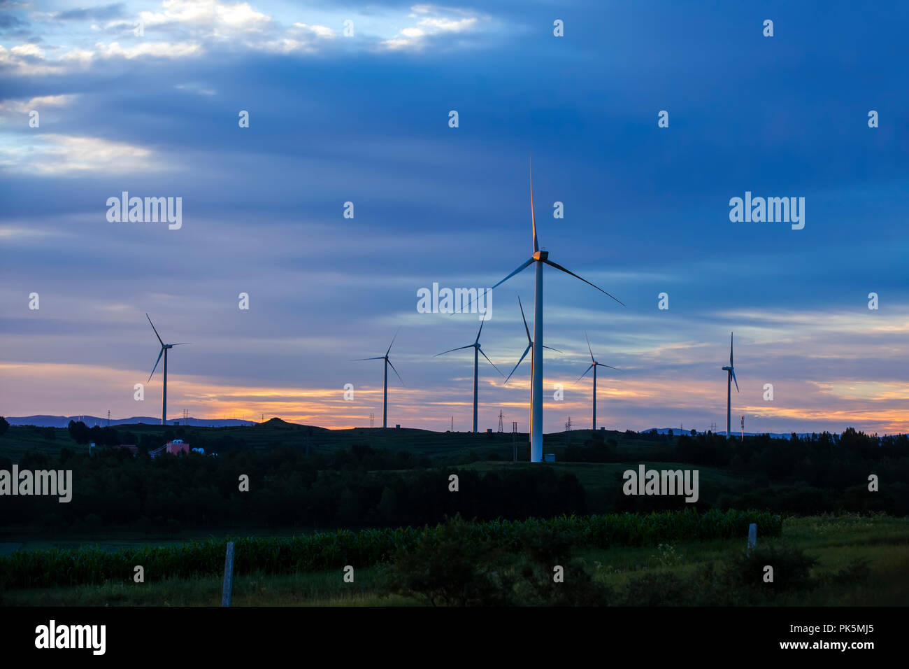 In the evening, the silhouette of wind turbines Stock Photo - Alamy