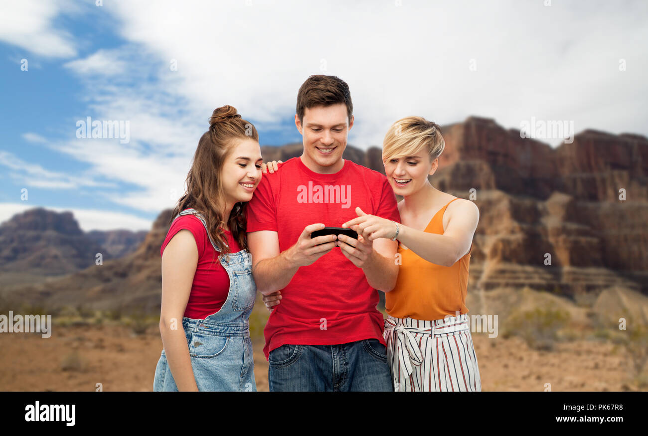 Friends Latin America Hi Res Stock Photography And Images Alamy