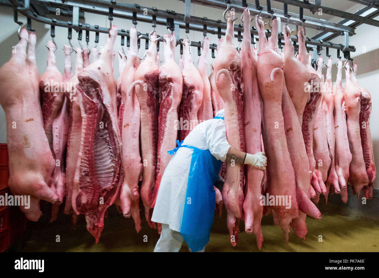 Wholesale butcher hi-res stock photography and images - Alamy