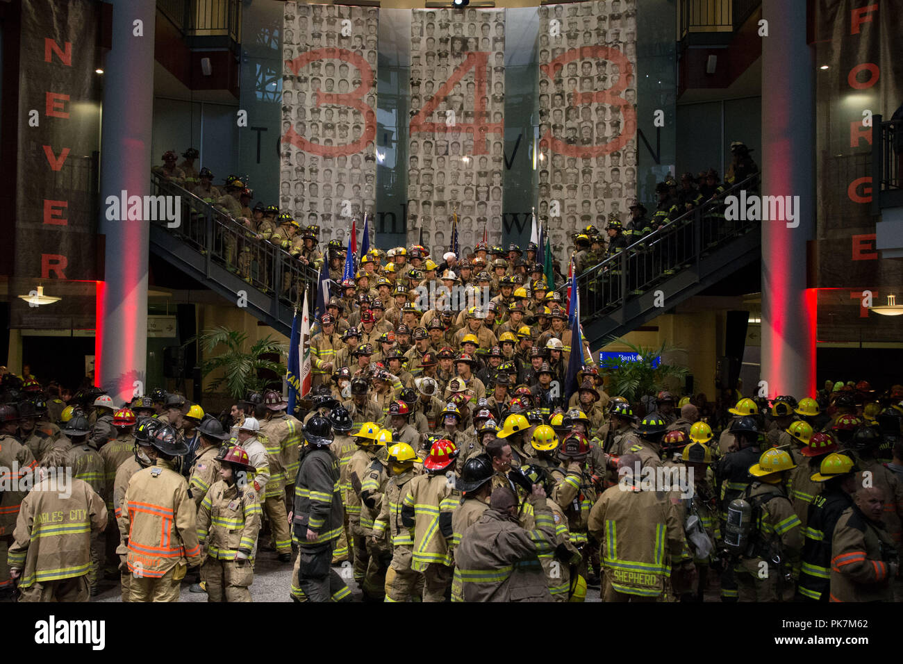 Kansas City, Missouri, USA. 9th Sep, 2018. The 343 firefighters begin their assembly at the Town Pavilion atrium. Credit: Serena Hsu/ZUMA Wire/Alamy Live News Stock Photo