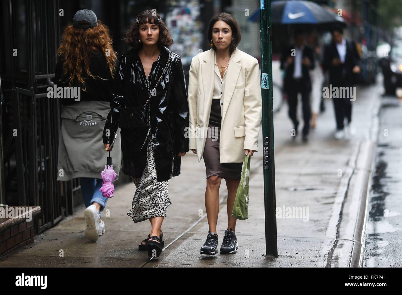 New York, USA. 10th Sep, 2018. Alyssa Coscarelli posing on the street during New York Fashion Week - Sept 10, 2018 - Photo ***For Editorial Use Only*** | Verwendung weltweit Credit: dpa/Alamy Live News Stock Photo