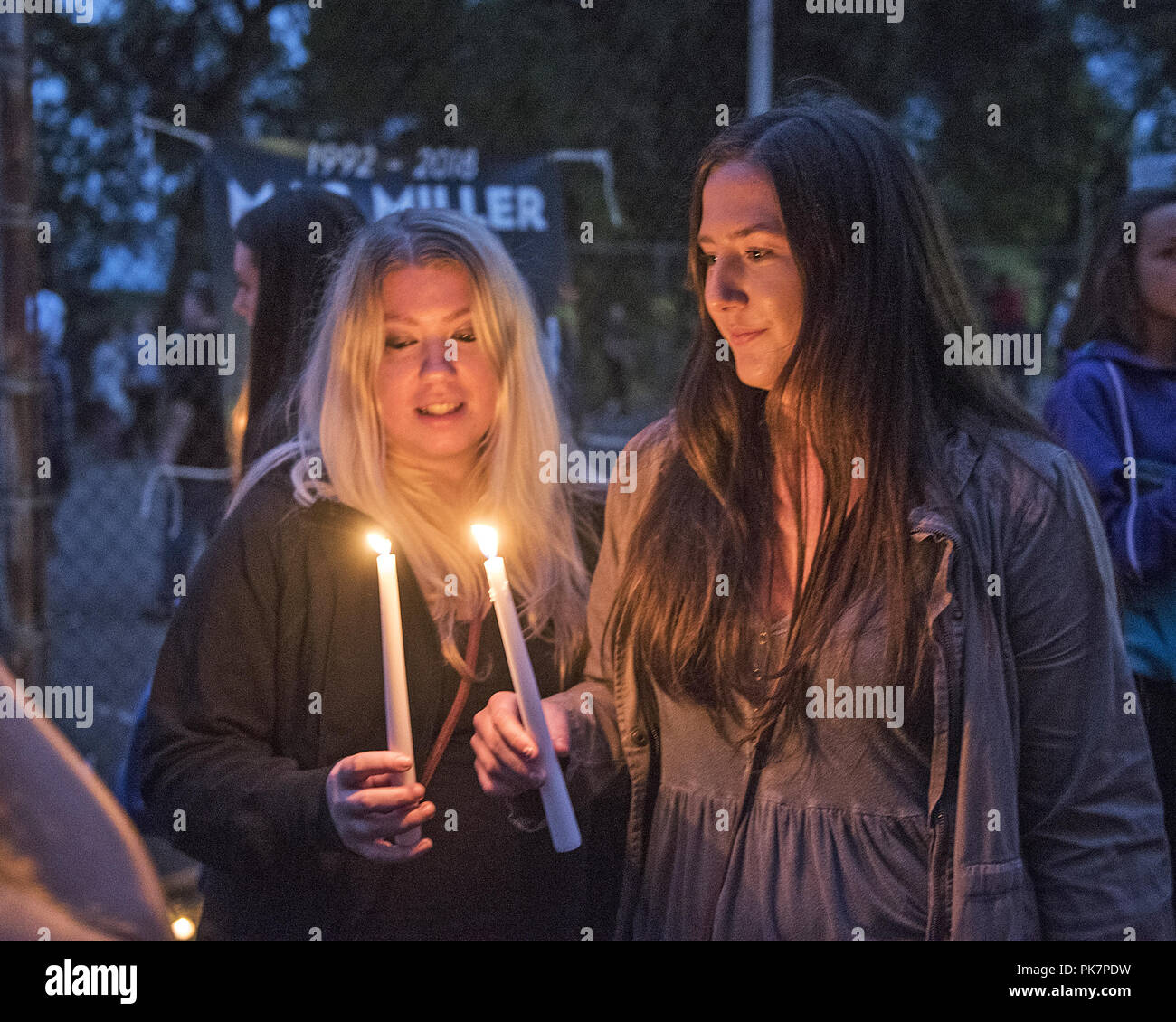 Pittsburgh holds candlelight vigil for Mac Miller