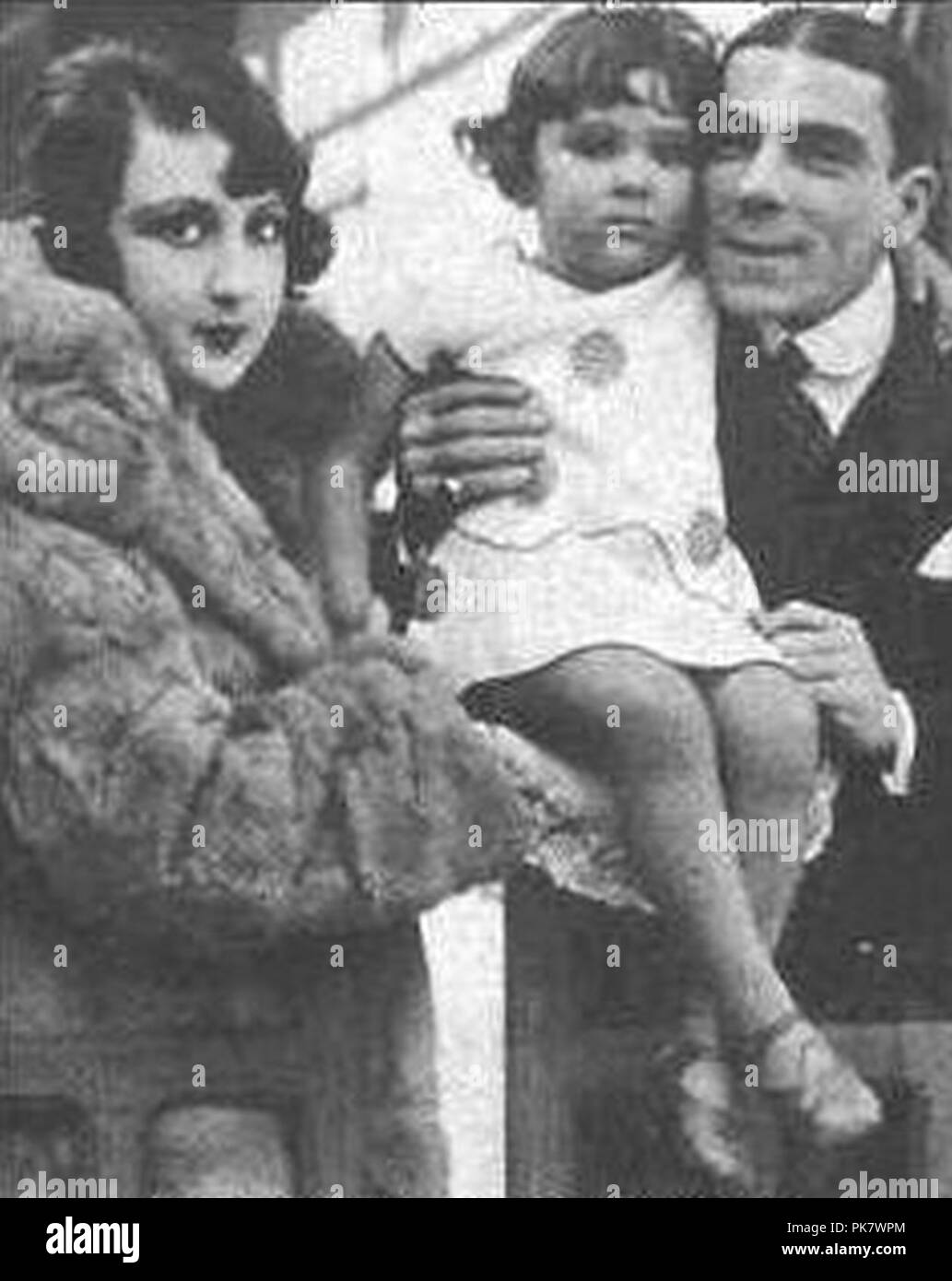Bibi Ferreira com seus pais Stock Photo - Alamy